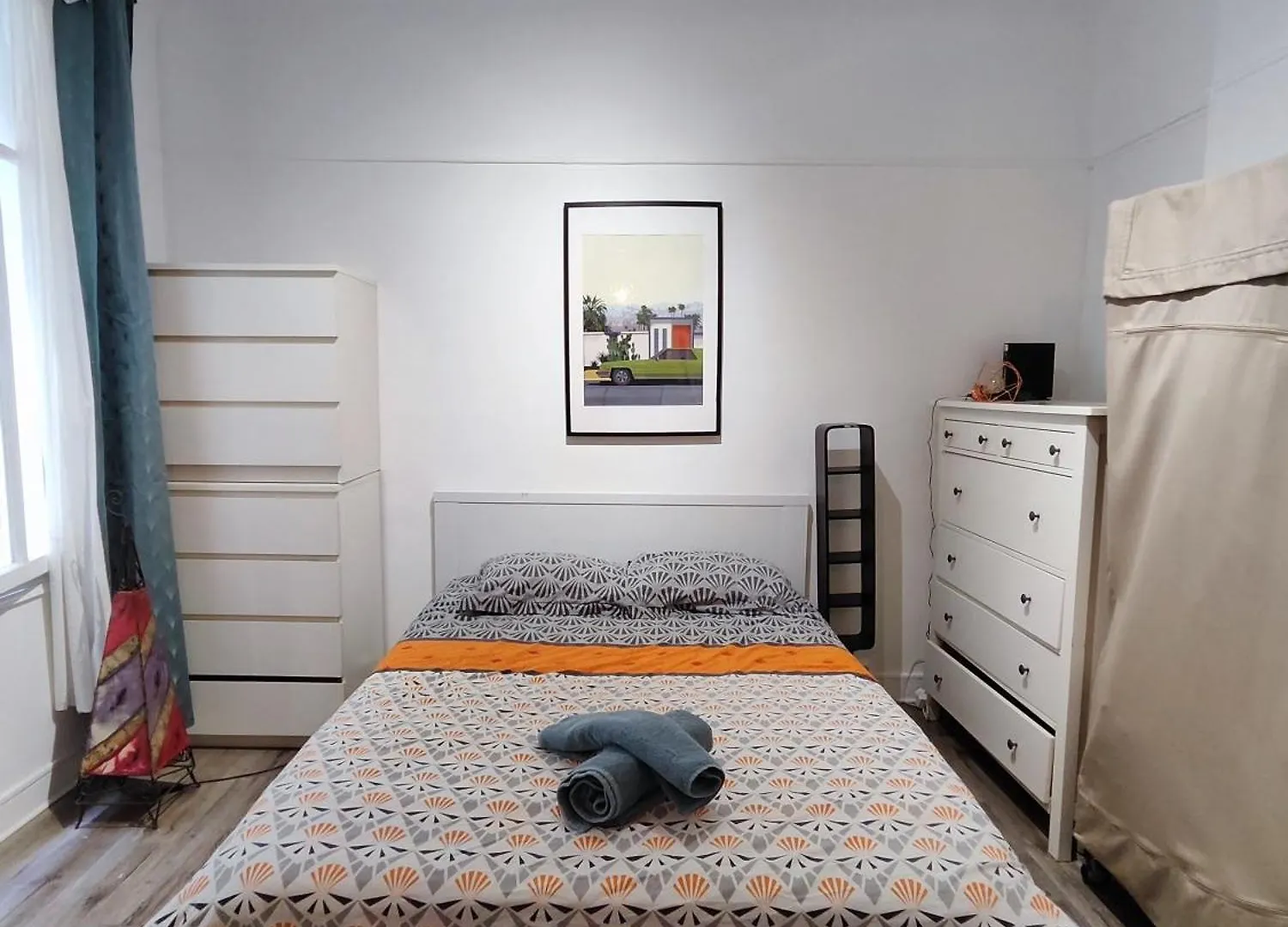 Apartment And Cozy 1b In The Heart Of Paris